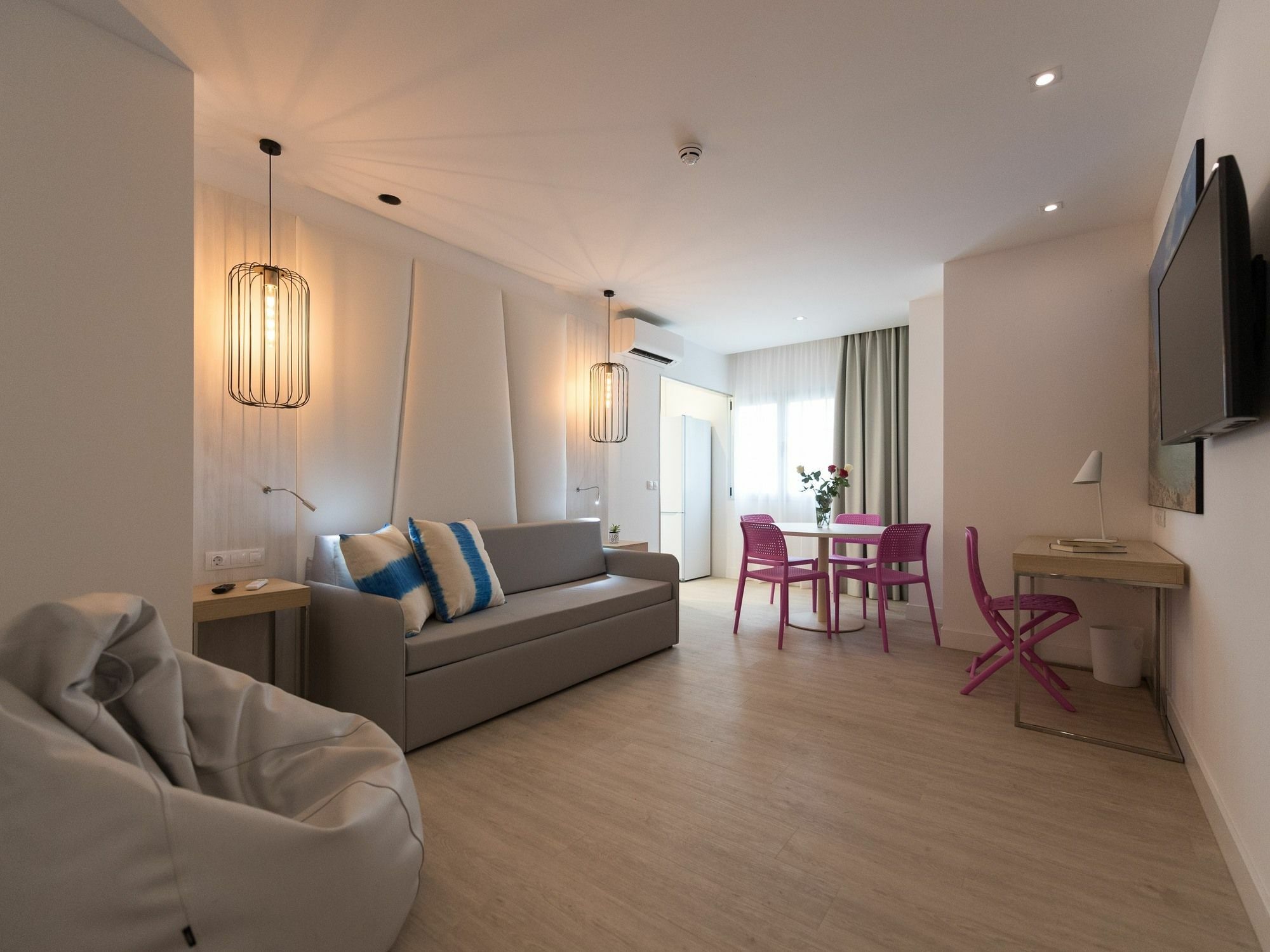 Hc Luxe Apartment Весиндарио Екстериор снимка